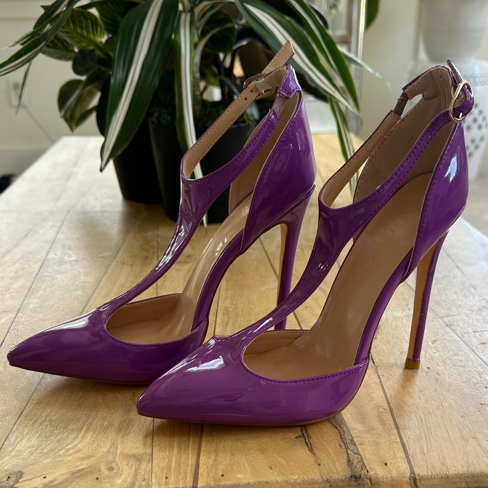 Women's Aimirlly Purple Patent High Heel T-Strap Pumps